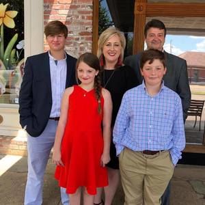 Meet your Posher, Todd